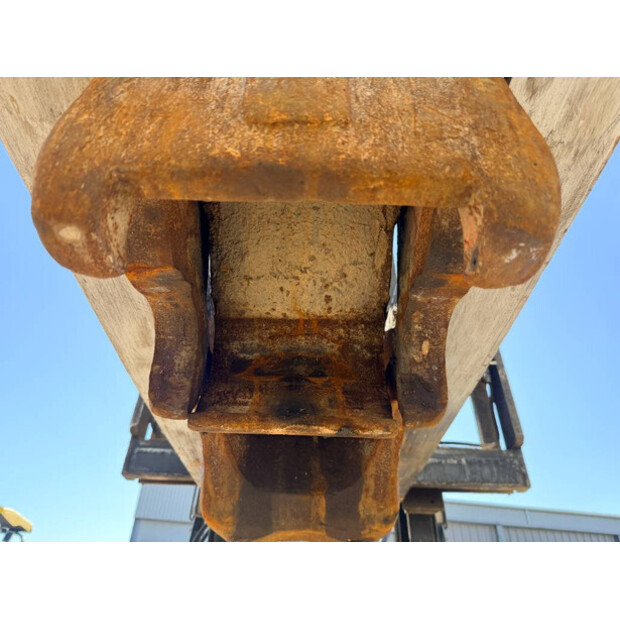 2017 Caterpillar 330C-46497570