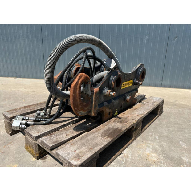 2017 OilQuick OQ65-46497604