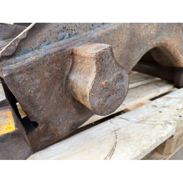 2020 فيراكتيرت CW55S-46497944