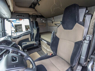 2021-man-tgx-18-470-1441349-46498592