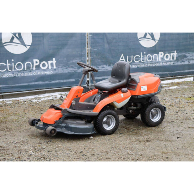 2018 Husqvarna R215TH-46498946