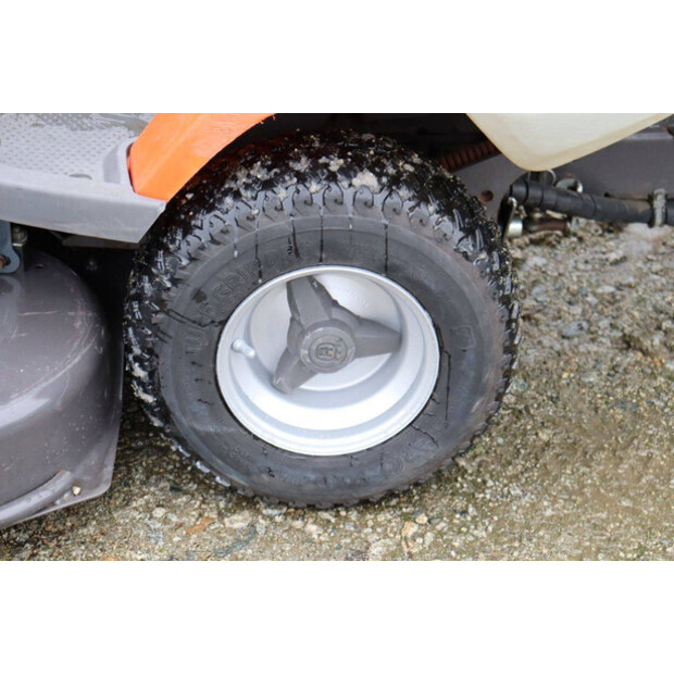 2018 Husqvarna R320 AWD-46499000