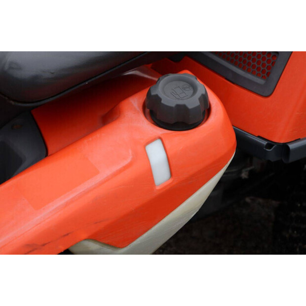 2018 Husqvarna R320 AWD-46499016