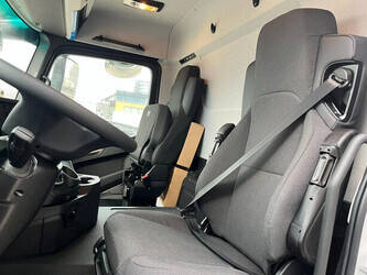 2026-mercedes-benz-arocs-4045-1441373-46499296