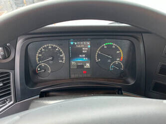 2026-mercedes-benz-arocs-4045-1441373-46499298