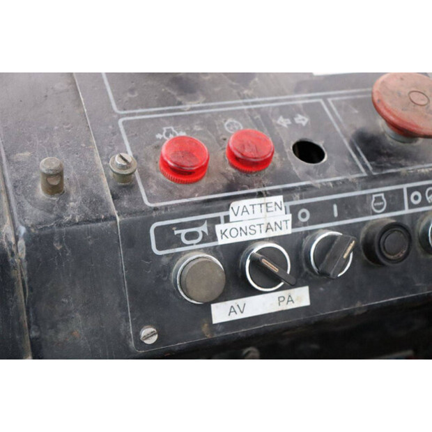 1996 DYNAPAC CS 141-46499532