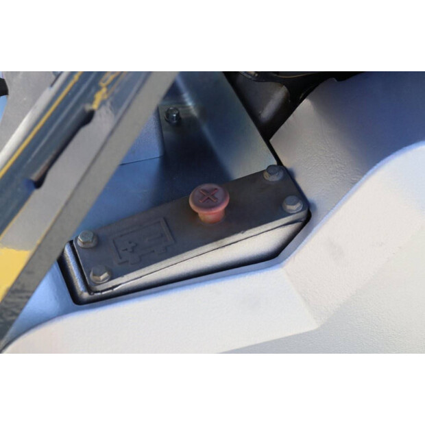 2016 نيوسون DPU6555-46499725