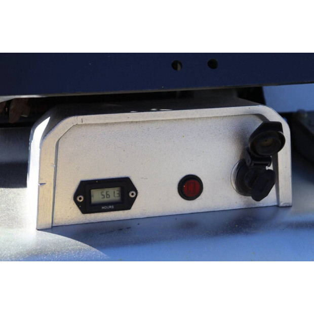 2017 نيوسون DPU6555-46499933