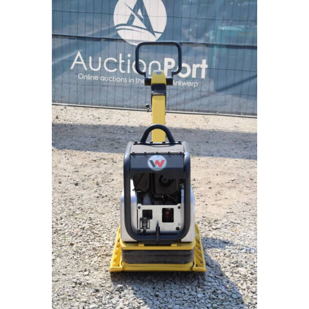 2016 نيوسون DPU5545HEH-46500189