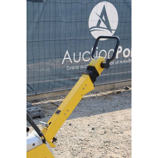 2016 نيوسون DPU5545HEH-46500192