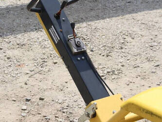 2014-atlas-copco-lg200-1441416-46500560