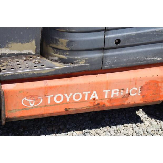 1997 تويوتا 62-6FDF25-46500727