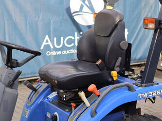 2010-iseki-tm-3265-1441429-46500934