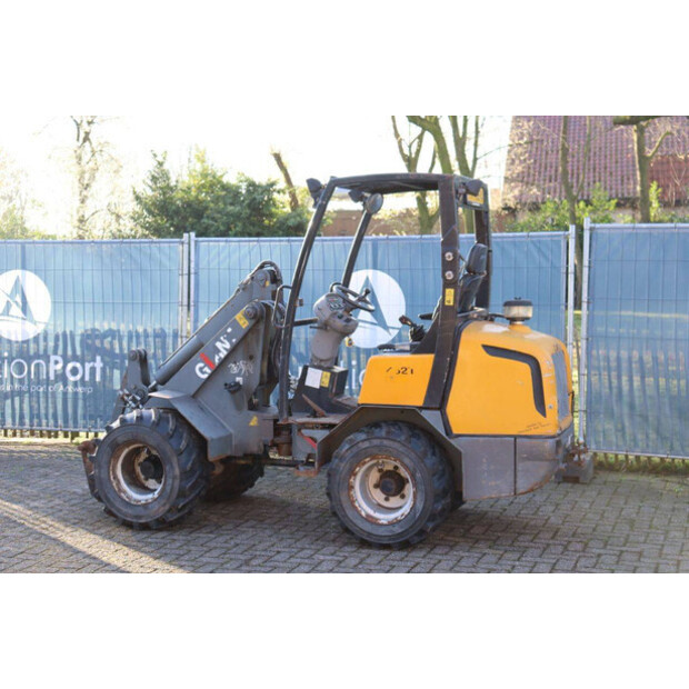 2011 GiANT V452T-46501479