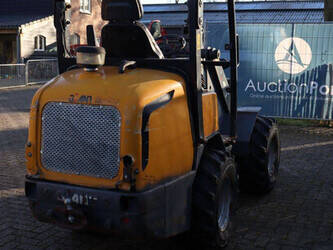 2011-giant-v452t-46501482