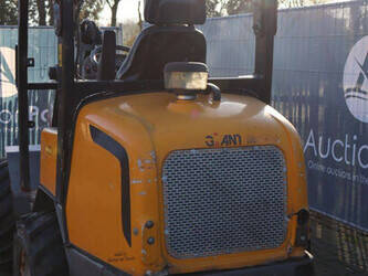 2011-giant-v452t-46501491