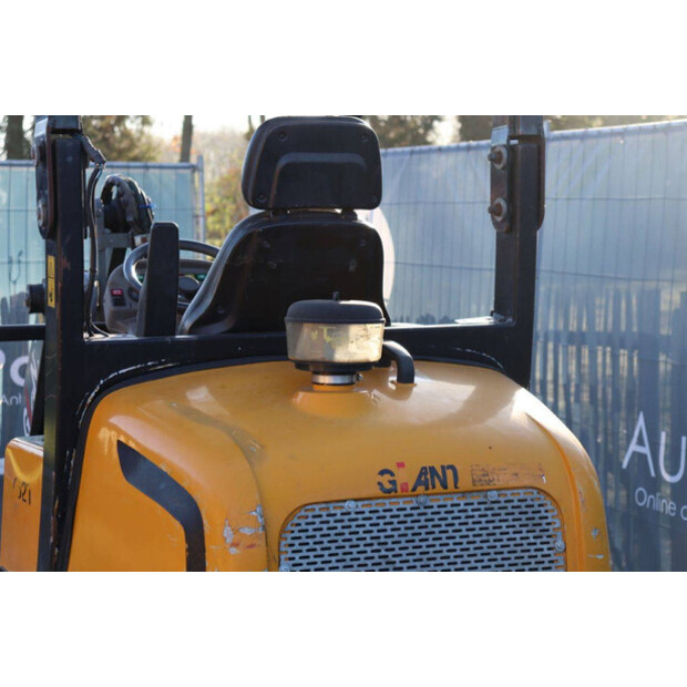 2011 GiANT V452T-46501493