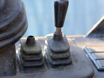 2011-giant-v452t-46501505