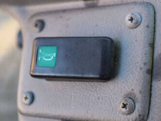 2011-giant-v452t-46501510