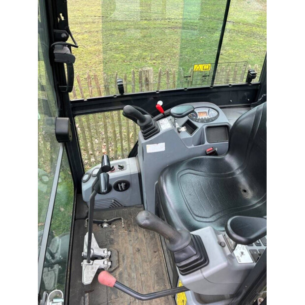 2021 BOBCAT E17-46501551