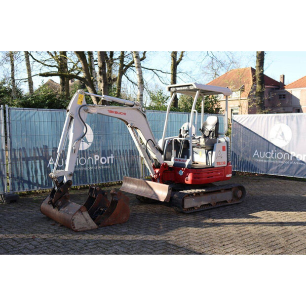 2020 TAKEUCHI TB23R-46501590