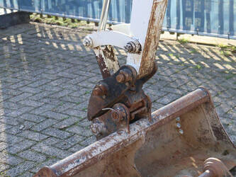 2020-takeuchi-tb23r-1441450-46501597