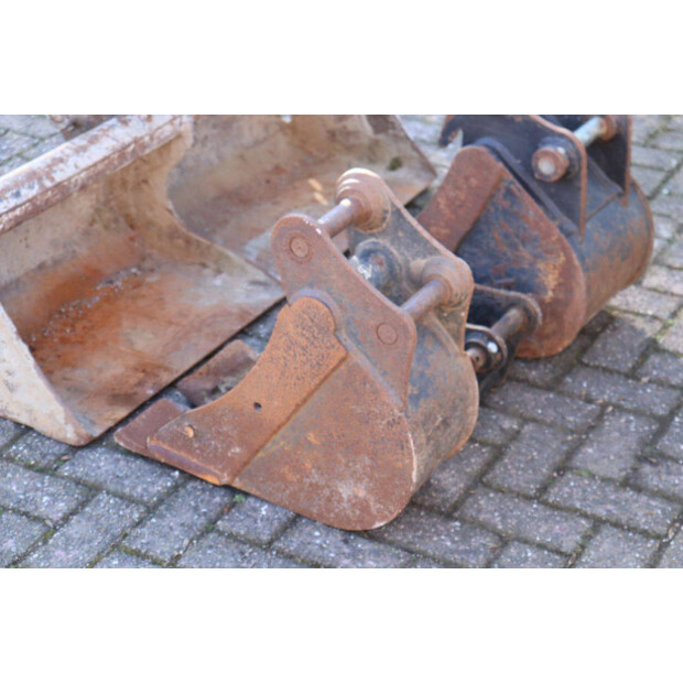 2020 TAKEUCHI TB23R-46501598