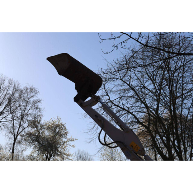 2020 TAKEUCHI TB23R-46501635