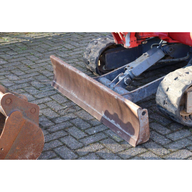 2020 TAKEUCHI TB23R-46501636