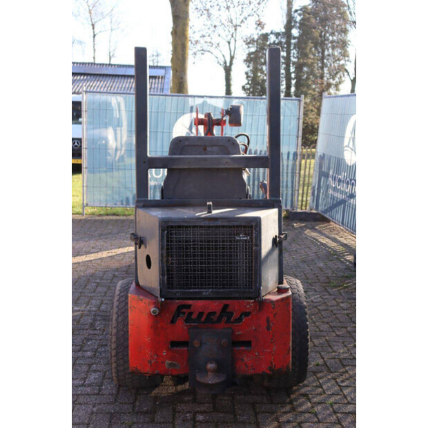 2004 FUCHS F853H-46501641