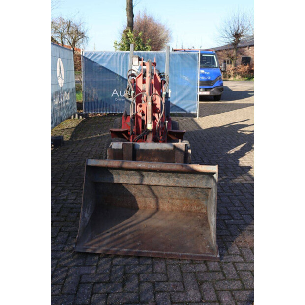 2004 FUCHS F853H-46501644