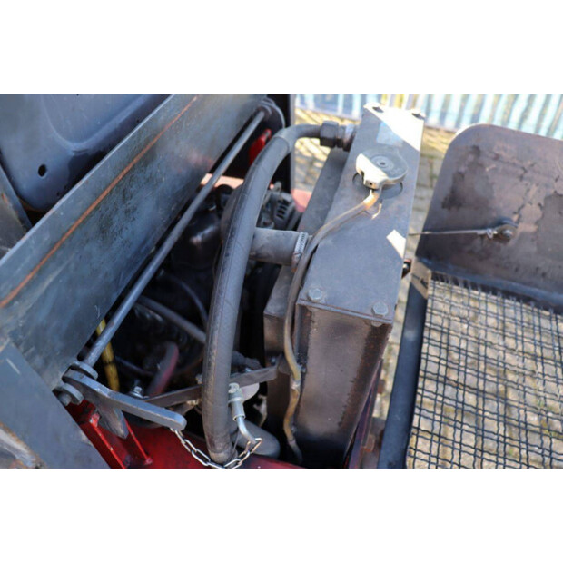 2004 FUCHS F853H-46501659