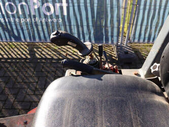 2004-fuchs-f853h-1441451-46501666