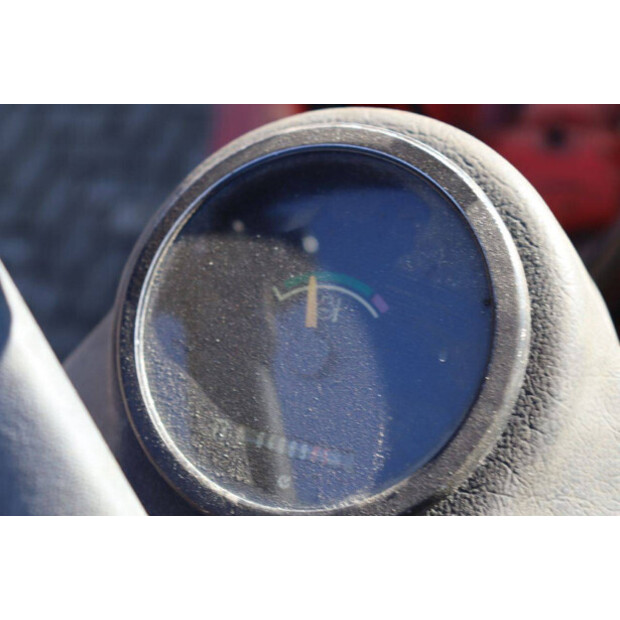 2004 FUCHS F853H-46501675