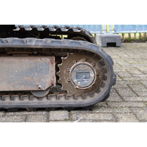 2001 TAKEUCHI TB016-46501716