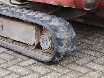 2001-takeuchi-tb016-1441453-46501717