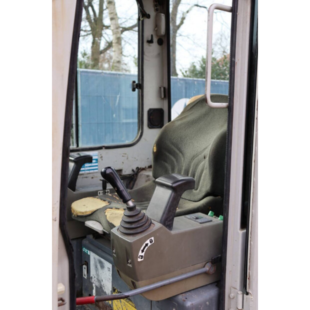 2001 TAKEUCHI TB016-46501725