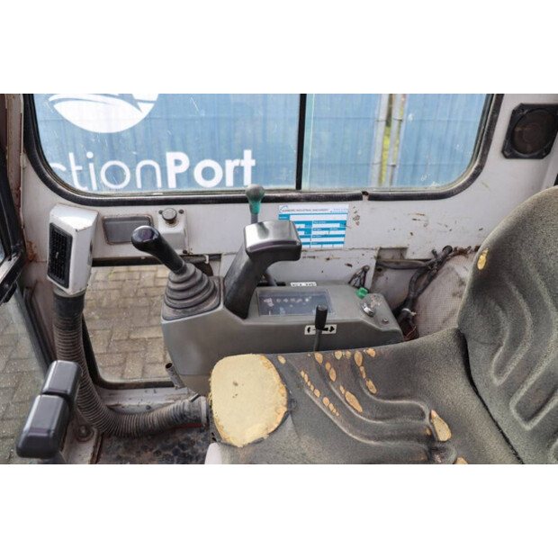 2001 TAKEUCHI TB016-46501727