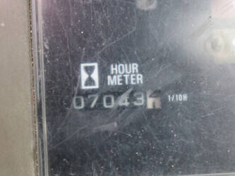 2001-takeuchi-tb016-1441453-46501731