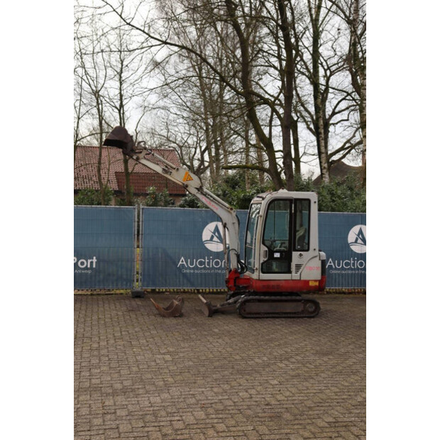 2001 TAKEUCHI TB016-46501736