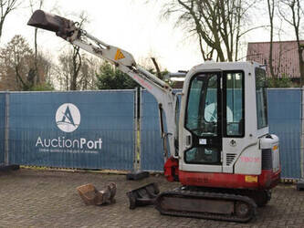 2001-takeuchi-tb016-1441453-46501737