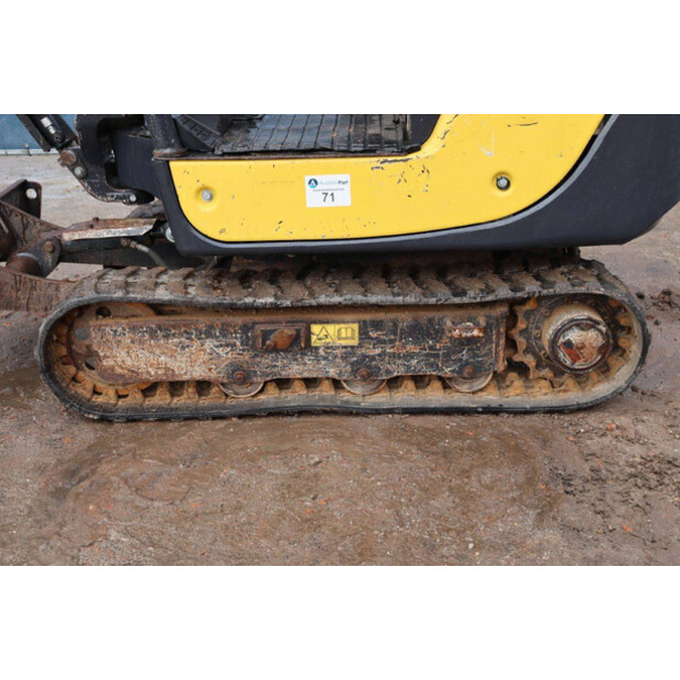 2016 يانمار SV16-46502192