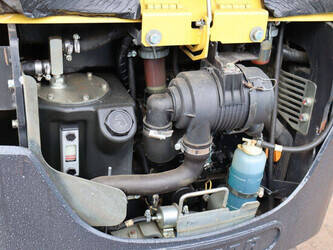 2016-yanmar-sv16-1441465-46502197