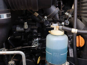 2016-yanmar-sv16-1441465-46502198