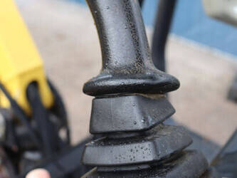 2016-yanmar-sv16-1441465-46502205