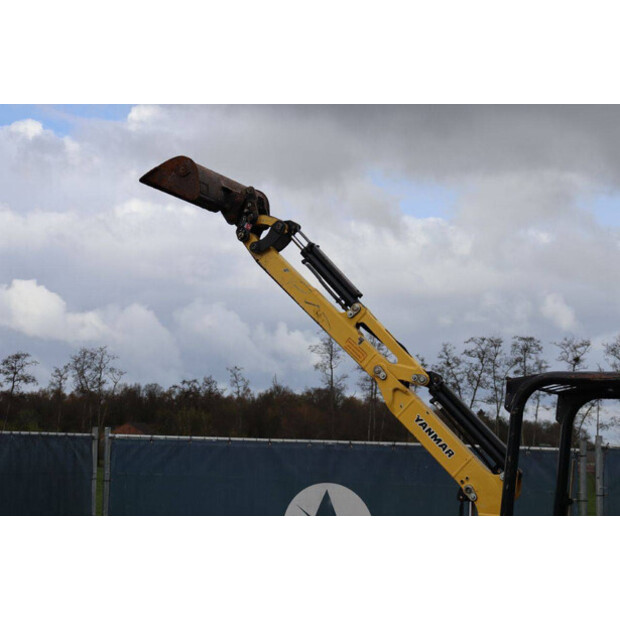 2016 يانمار SV16-46502214