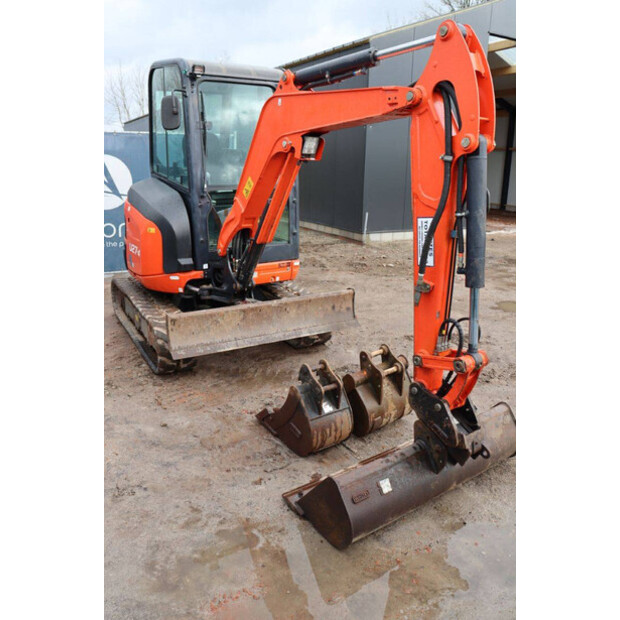 2016 كوبوتا U27-4-46502222