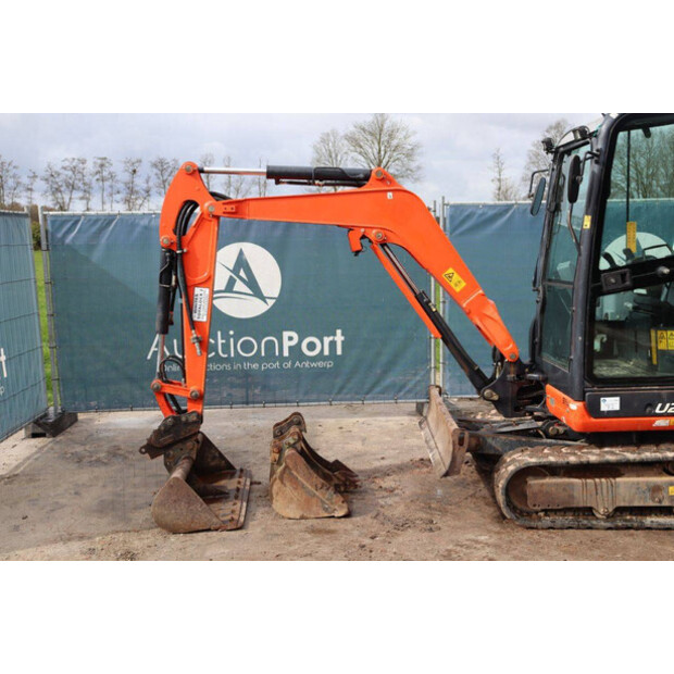 2016 كوبوتا U27-4-46502225