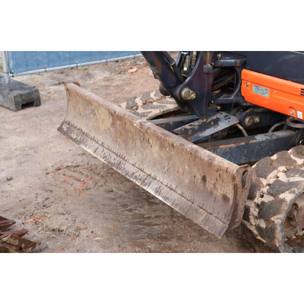 2016 كوبوتا U27-4-46502230