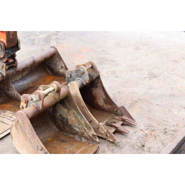 2016 كوبوتا U27-4-46502234